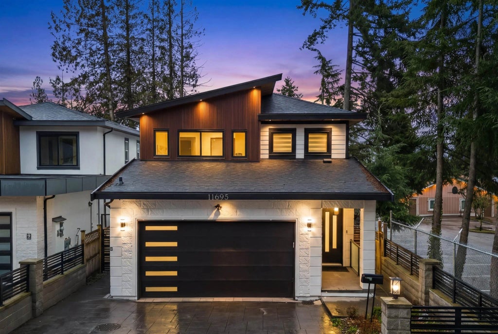 11693 95a Avenue, Delta