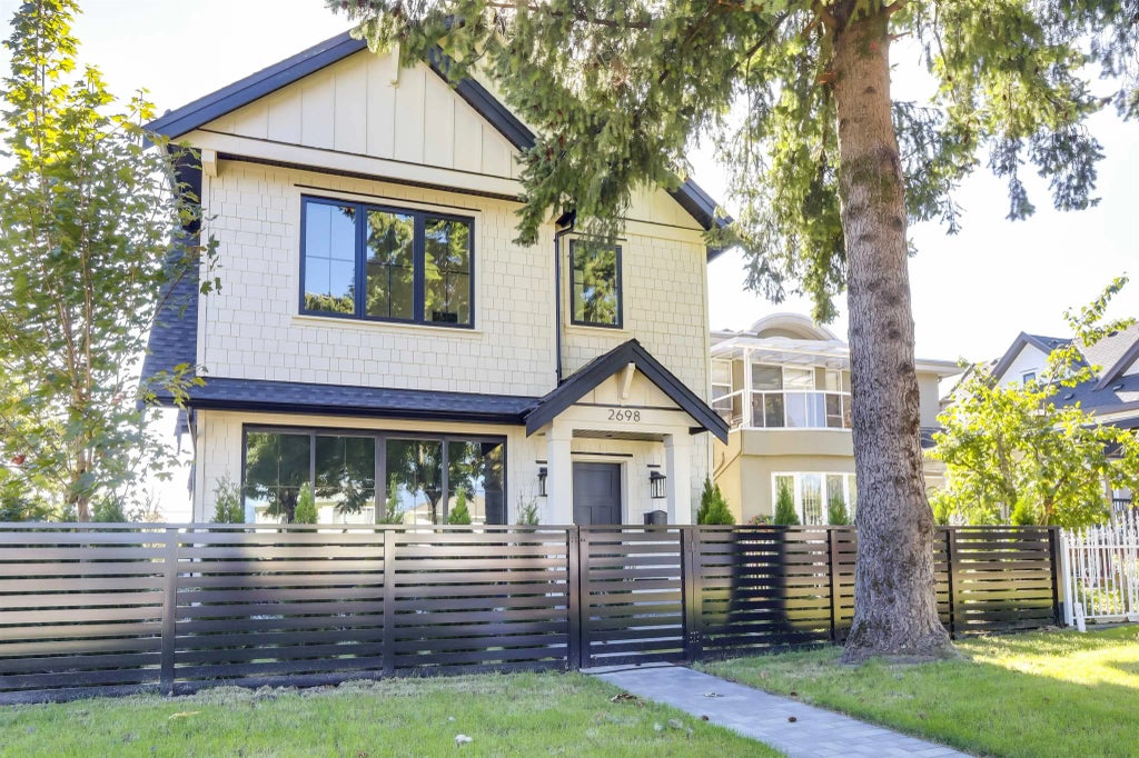 2698 E 5th Avenue, Vancouver