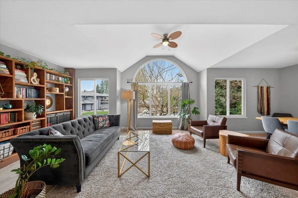 1736 Pekrul Place, Port Coquitlam