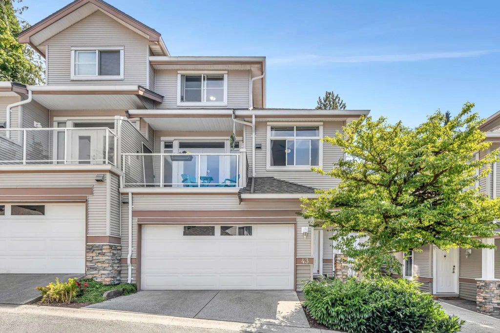 11860 River Road 43, Surrey