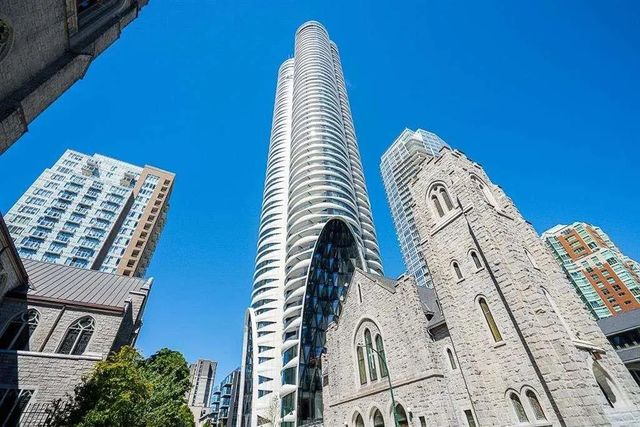 1033 Nelson Street 703, Vancouver