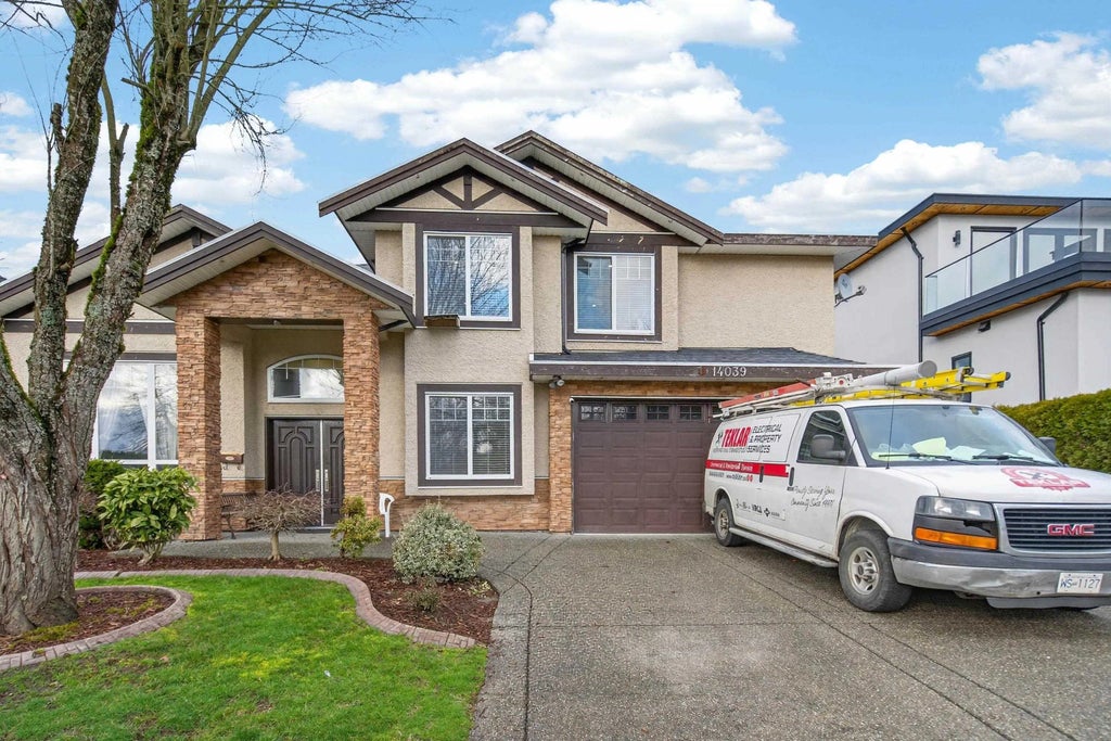 14039 91 Avenue, Surrey