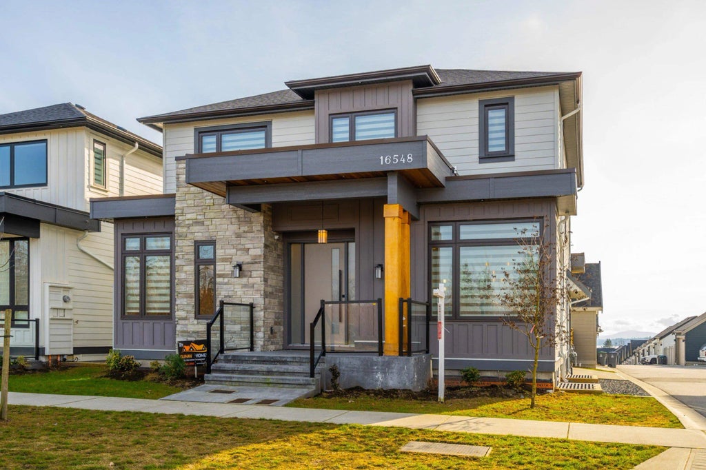 16548 22 Avenue, Surrey
