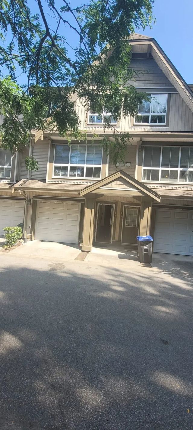 12738 66 Avenue 16, Surrey