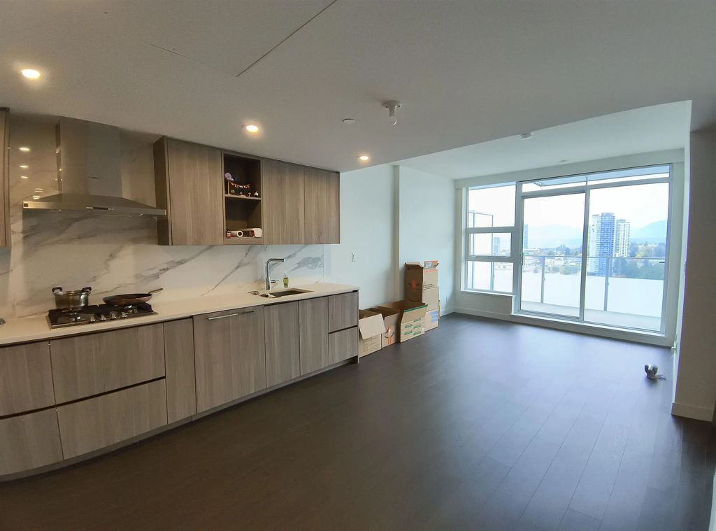 13778 100th Avenue 2201, Surrey