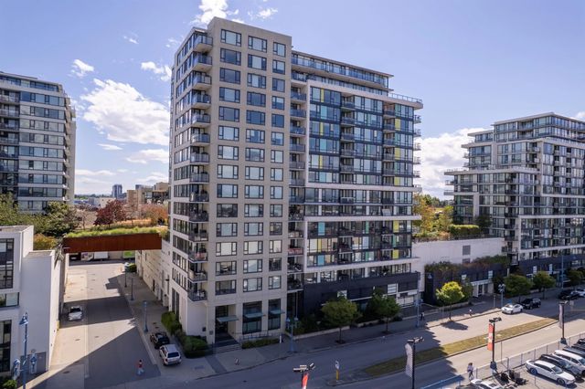 7888 Ackroyd Road 701, Richmond