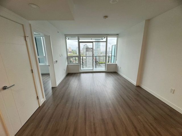 823 Carnarvon Street 2xxx, New Westminster