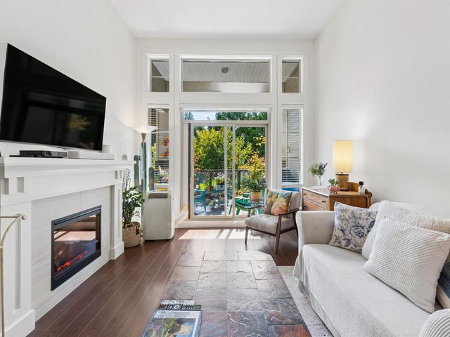 15185 36 Avenue 308, Surrey