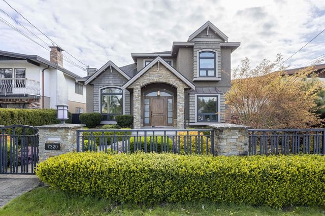 7320 Dow Avenue, Burnaby
