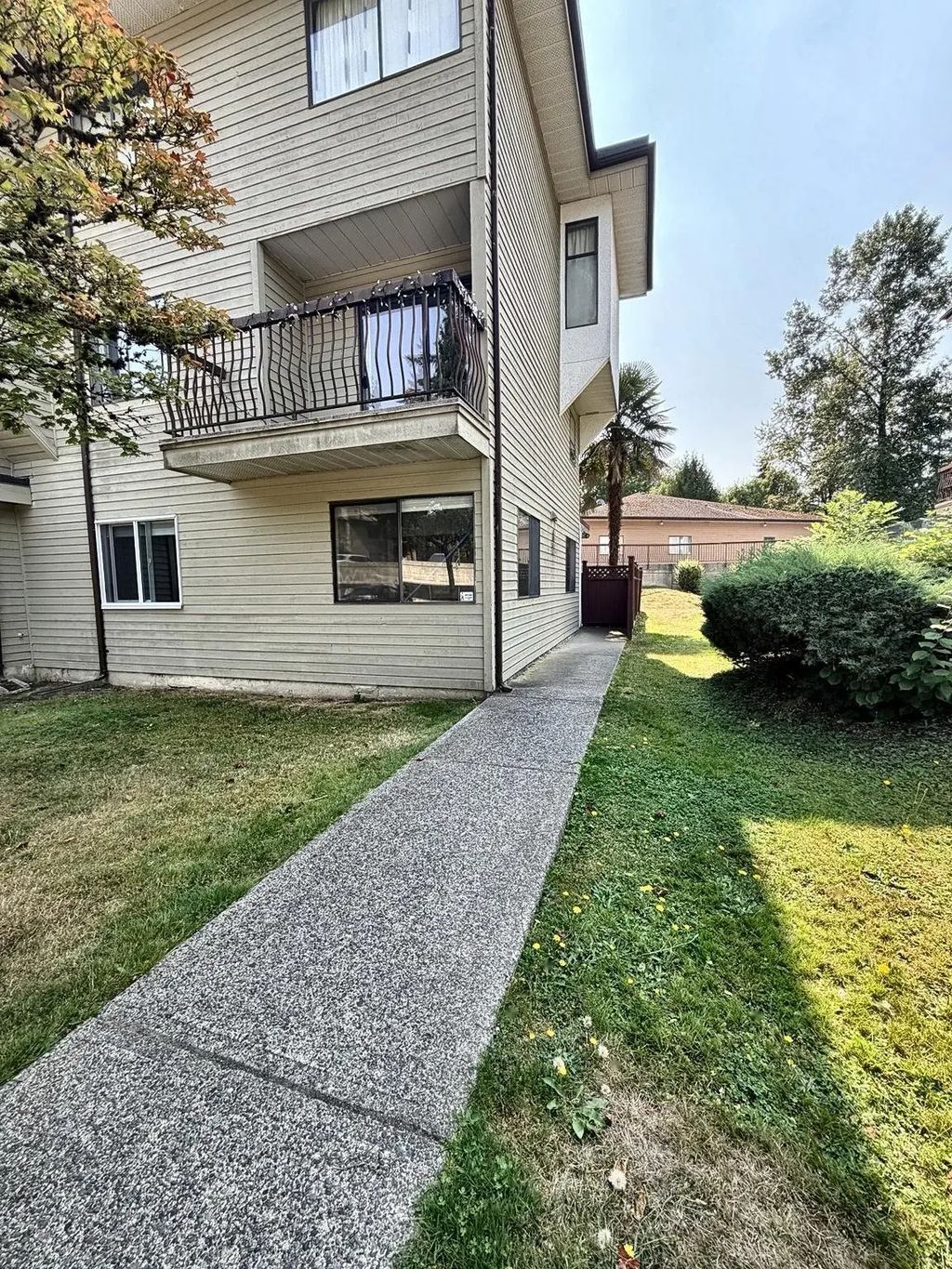 7131 133a Street 101, Surrey