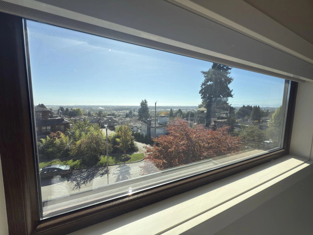 7689 Jasper Crescent, Vancouver