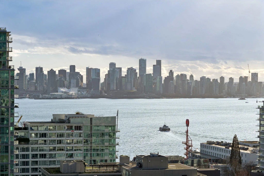 131 E 3rd Street 602, North Vancouver