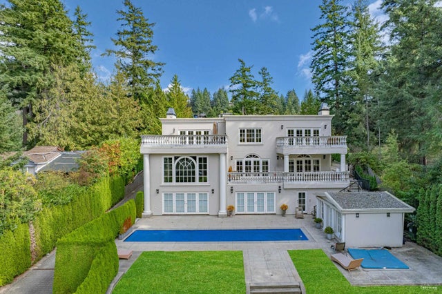 6089 Gleneagles Drive, West Vancouver