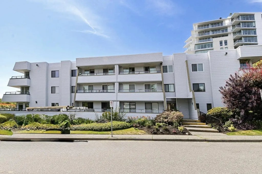 1341 George, Street 303, White Rock