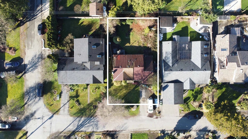 1319 Cottonwood Crescent, North Vancouver