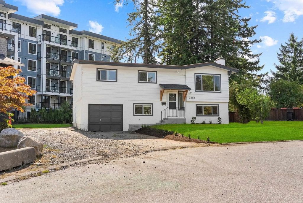 32114 Mouat Drive, Abbotsford