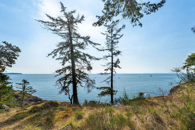 923 Ocean Park Lane, Bowen Island