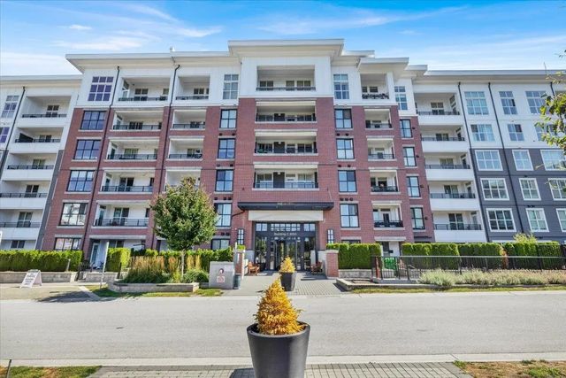 8150 207 Street C219, Langley