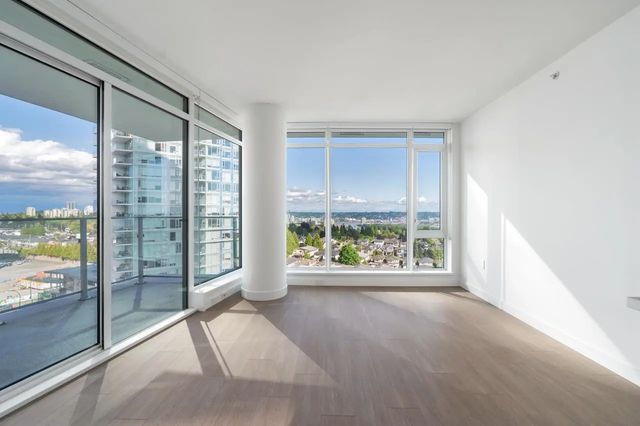 7683 Park Crescent 1105, Burnaby