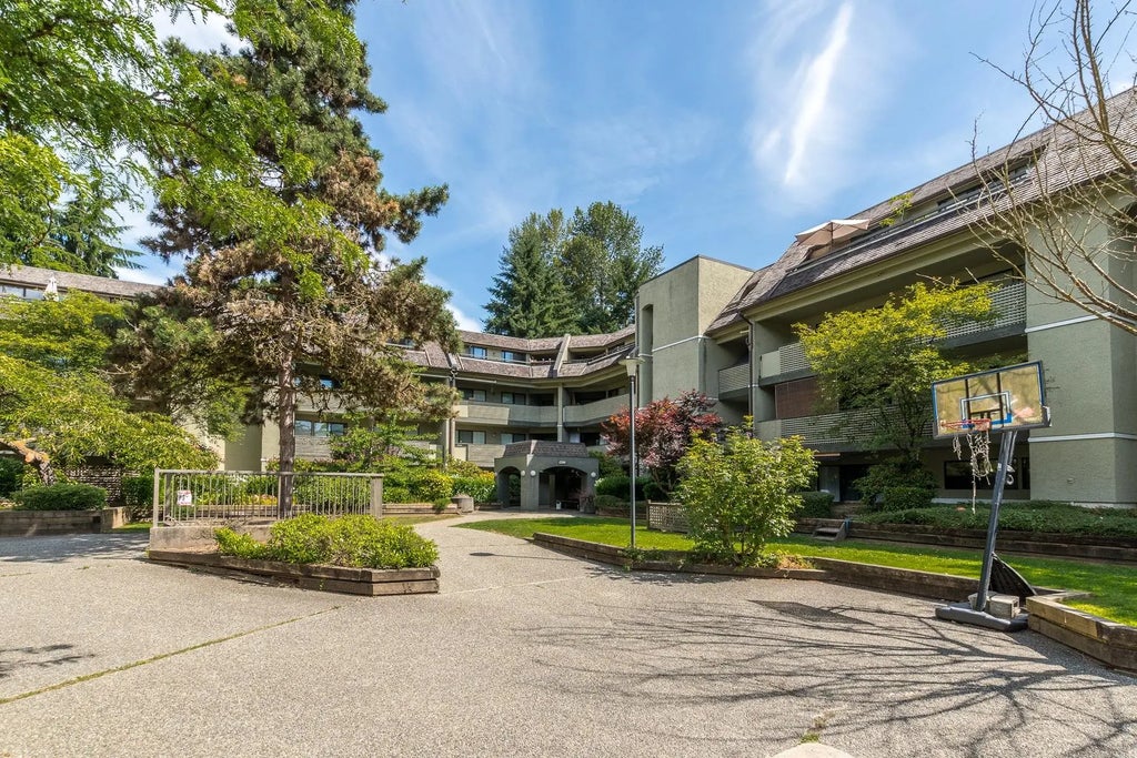 1200 Pacific Street 205, Coquitlam