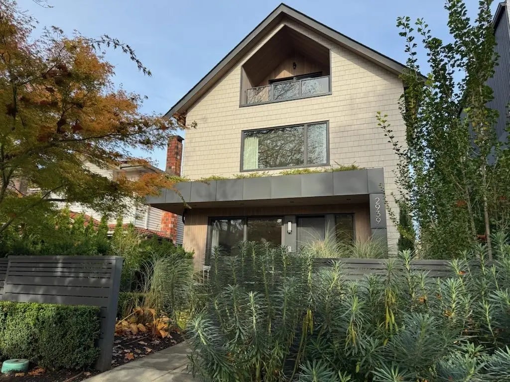 2939 W 15th Avenue, Vancouver
