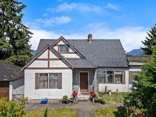 2587 Yale Street, Vancouver