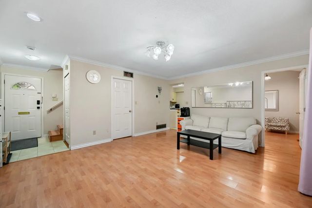 819 W 70th Avenue, Vancouver