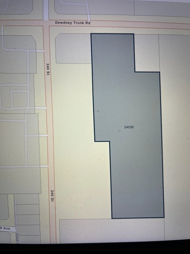 24036 Dewdney Trunk Road, Maple Ridge