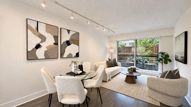 2033 W 7th Avenue 110, Vancouver
