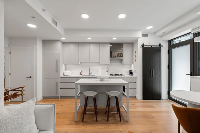 2366 Birch Street 9, Vancouver
