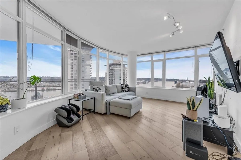 898 Carnarvon Street 2601, New Westminster