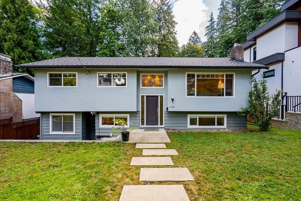 206 Clearview Drive, Port Moody