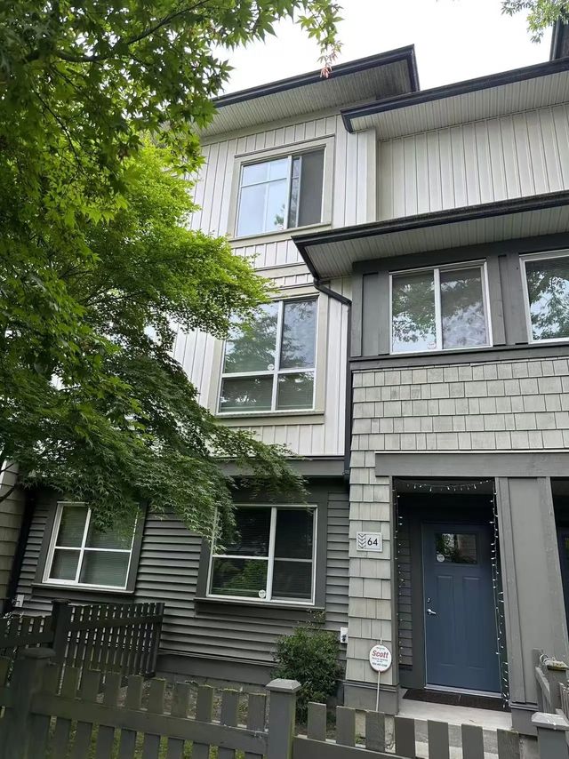 8355 164 Street 64, Surrey