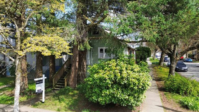 4496 Ontario Street, Vancouver