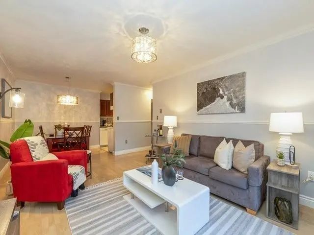 6105 Kingsway 112, Burnaby