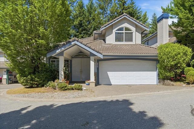 1594 Plateau Crescent, Coquitlam