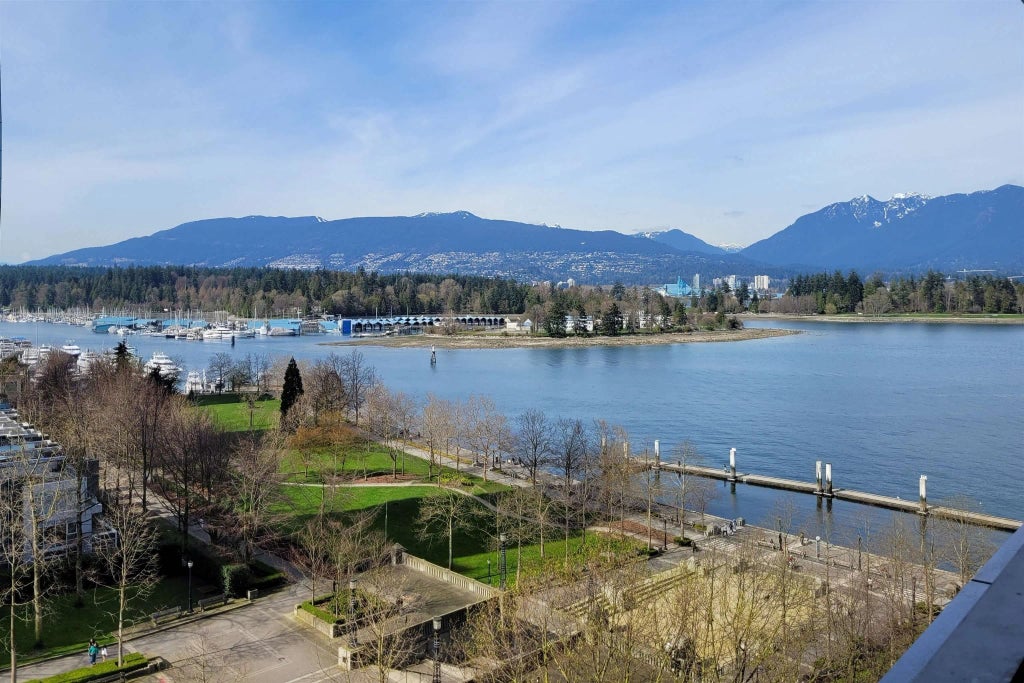 1169 W Cordova Street 903, Vancouver