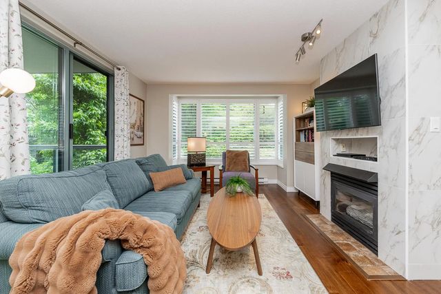 220 Newport Drive 304, Port Moody