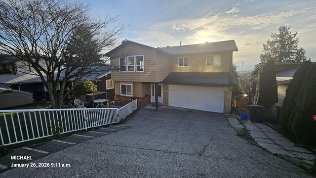 197 Warrick Street, Coquitlam
