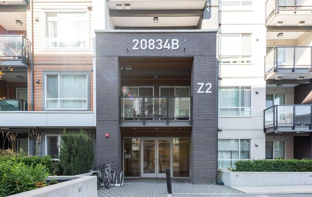 20834 80 Avenue B324, Langley