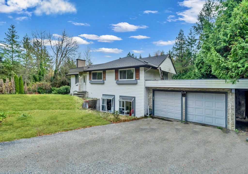 4380 Woodcrest Road, West Vancouver
