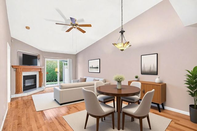 23580 Dewdney Trunk Road 39, Maple Ridge