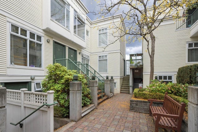 3727 W 10th Avenue 311, Vancouver