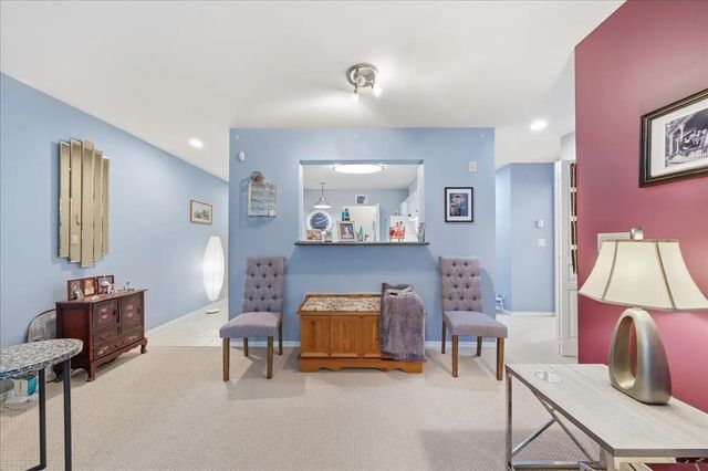 6385 121st Street 109, Surrey