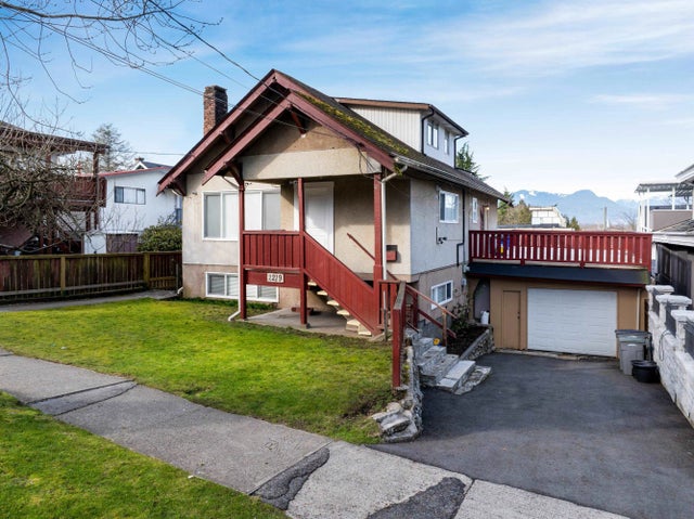 2219 E 24th Avenue, Vancouver