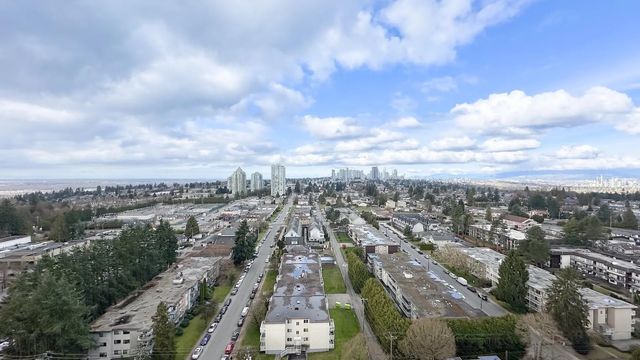 7088 Salisbury Avenue 2105, Burnaby