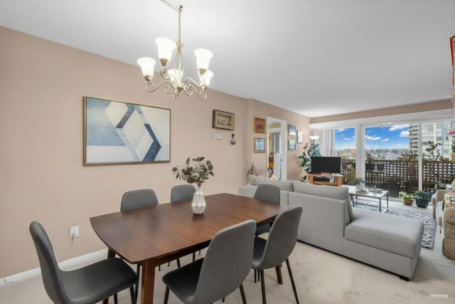 4941 Lougheed Highway 304, Burnaby
