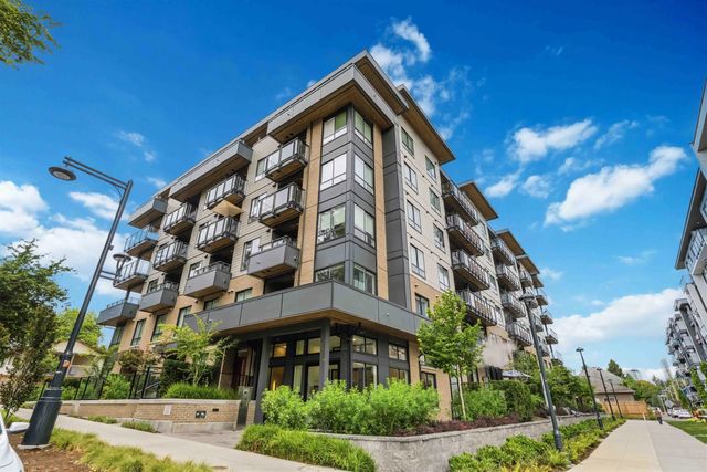 13439 94a Avenue 403, Surrey
