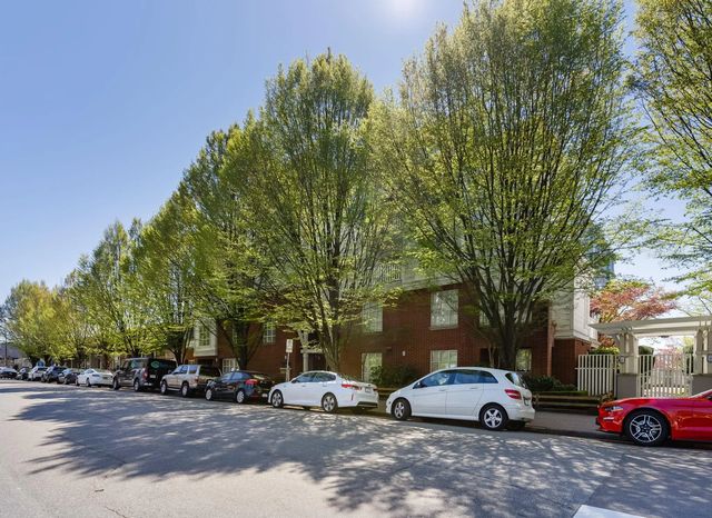147 E 1st Street 319, North Vancouver