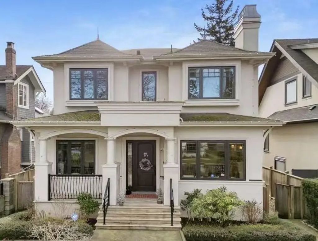 2756 W 38th Avenue, Vancouver